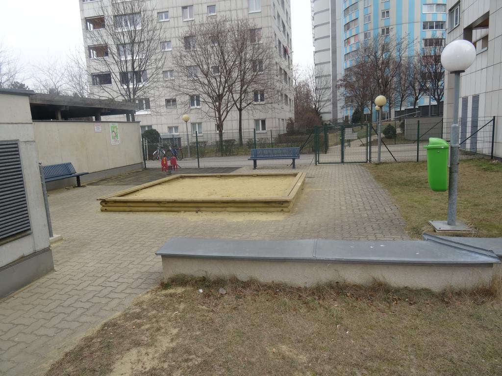 Flat Uno City Βιέννη Εξωτερικό φωτογραφία